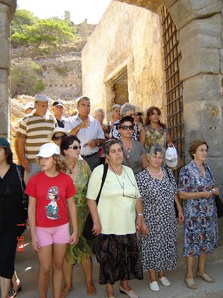 ����������